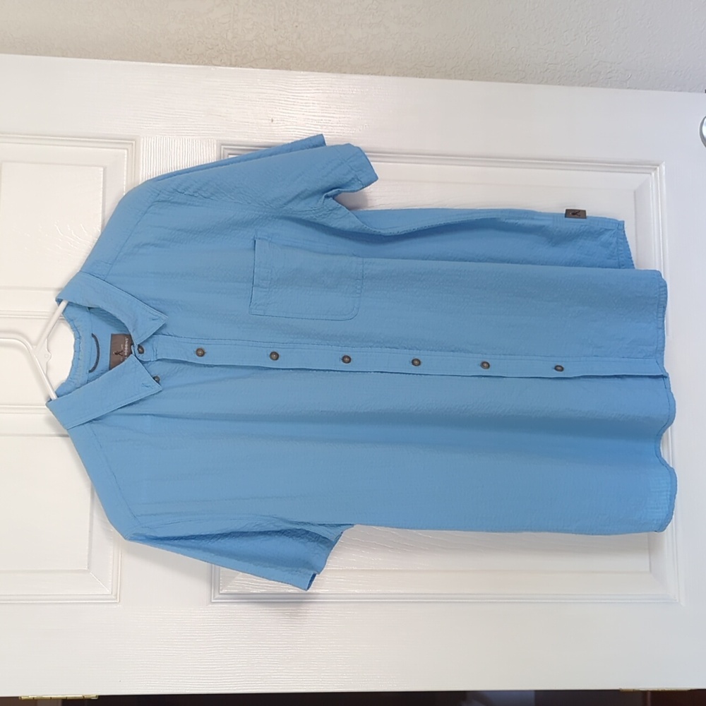 Royal Robbins Mens travel shirt, size large,  100% cotton